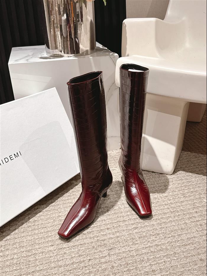 2025112818103323 460